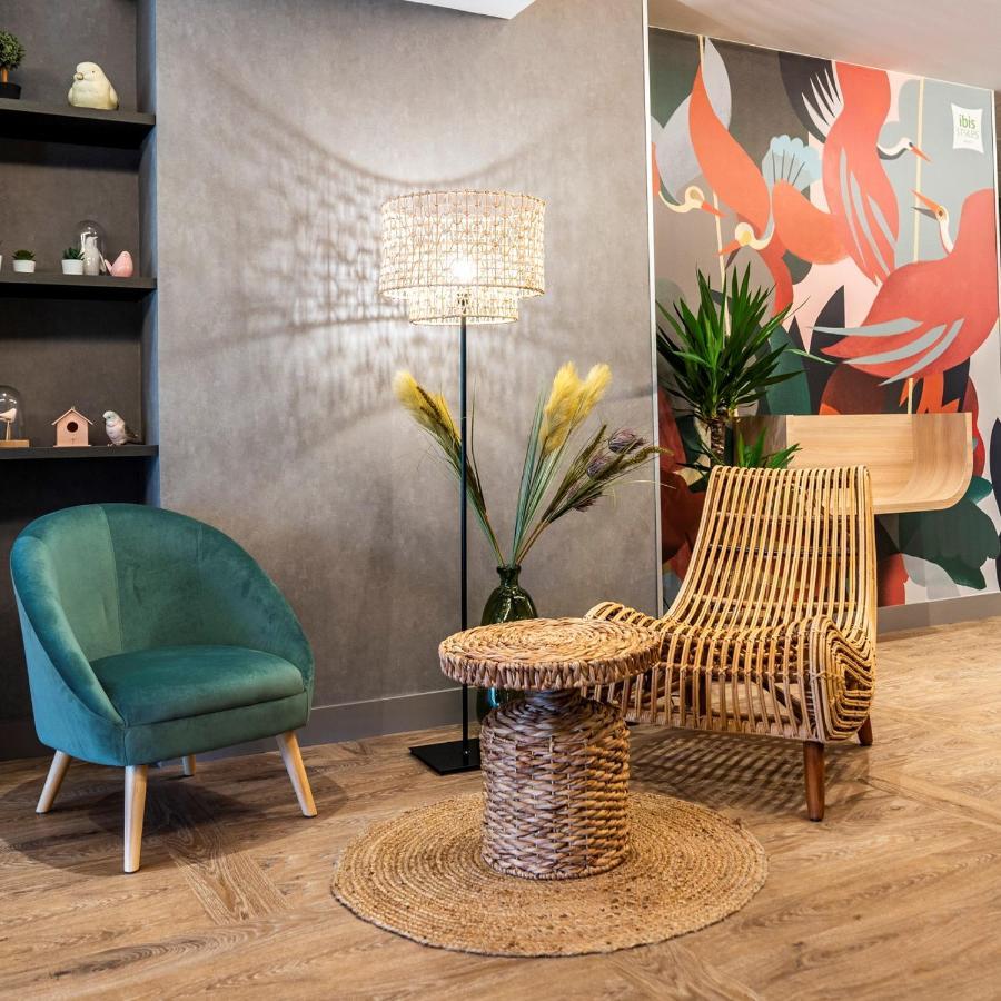 Ibis Styles Rennes Cesson Cesson-Sevigne Exterior foto