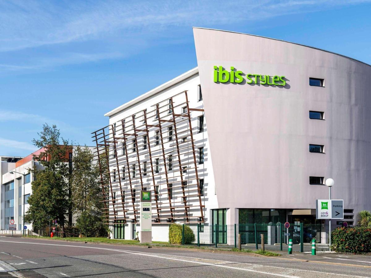 Ibis Styles Rennes Cesson Cesson-Sevigne Exterior foto