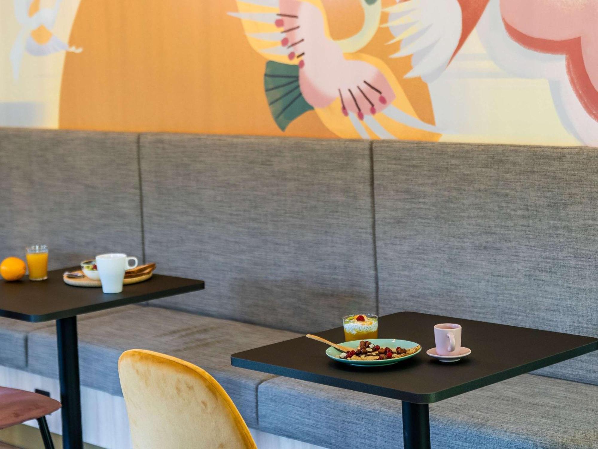 Ibis Styles Rennes Cesson Cesson-Sevigne Exterior foto