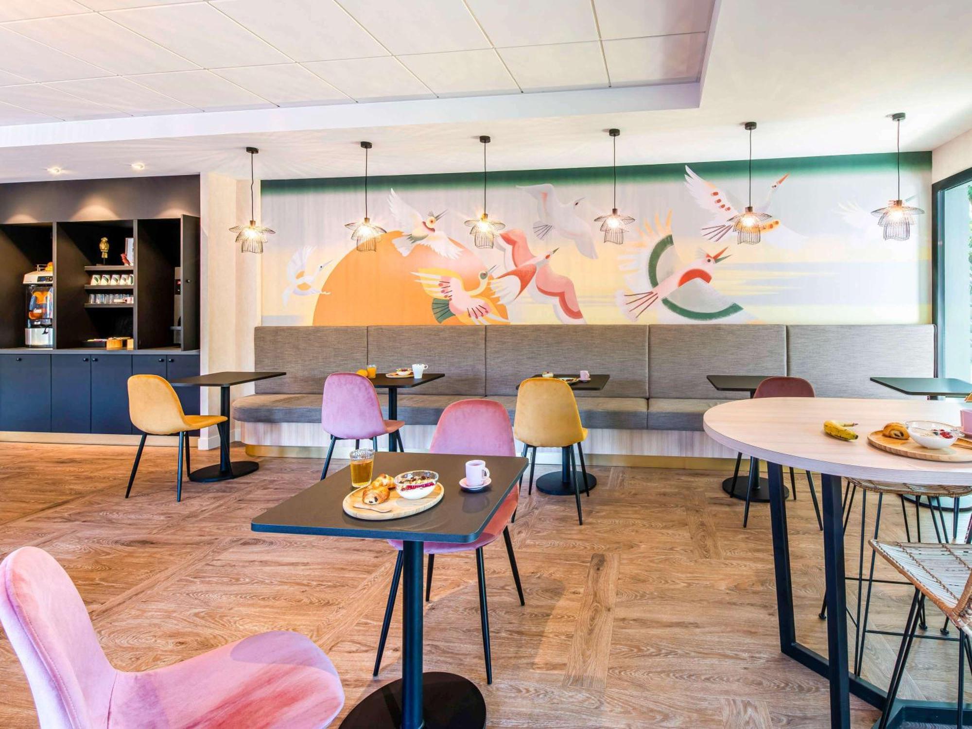 Ibis Styles Rennes Cesson Cesson-Sevigne Exterior foto